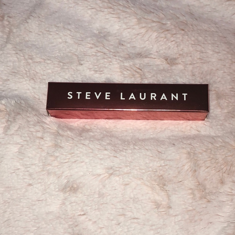 Steve Laurant lip gloss